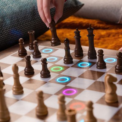 GoChess – Chess Board with Self-moving pieces