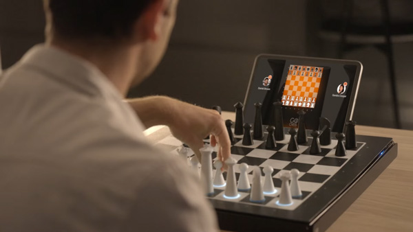 Player using GoChess to play remotely 
